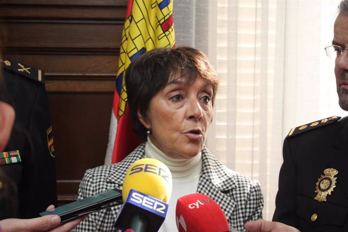 Mercedes Martín tras el acto de toma de posesión del nuevo comisario jefe en Soria .
