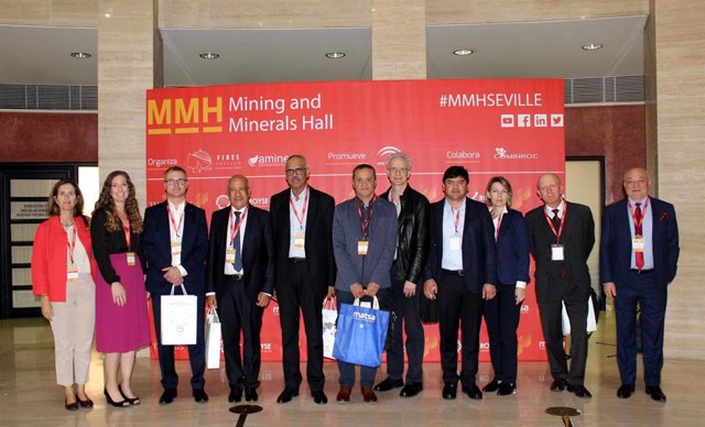 Empresas de minería presentan su oferta a agentes de cuatro países en 'Mining and Minerals Hall' con Extenda