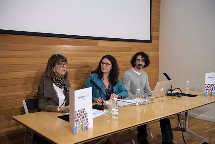 Balance de los proyectos de formación y sensibilización sobre el agua de Medicus Mundi La Rioja, que ha contado con la presencia de la consejera de Participación y Cooperación Raquel Romero.