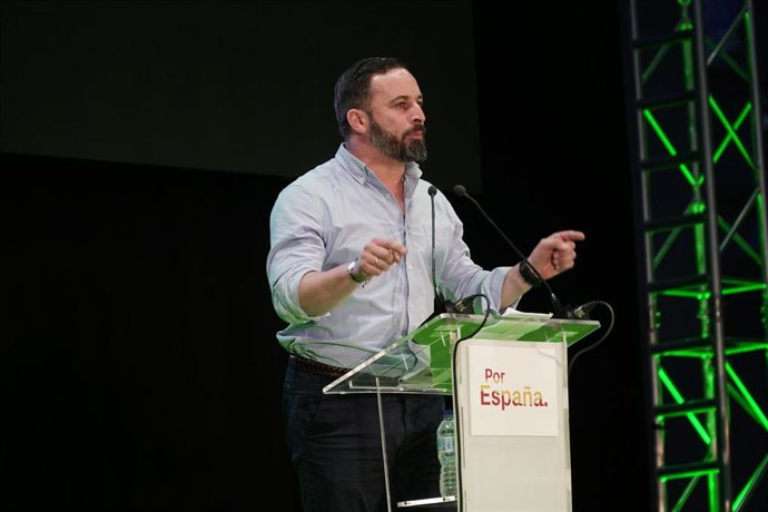 El líder de Vox, Santiago Abascal, en el mitin del partido en el Museo de las Ciencias de Valencia