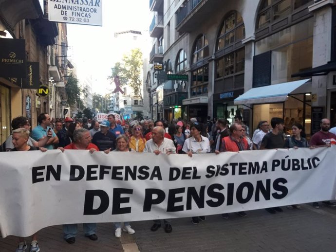 Manifestación en defensa del sistema público de pensiones en Palma