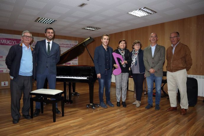 Visita a la Escuela Municipal de Música de Valladolid en el acto de apertura del nuevo curso.