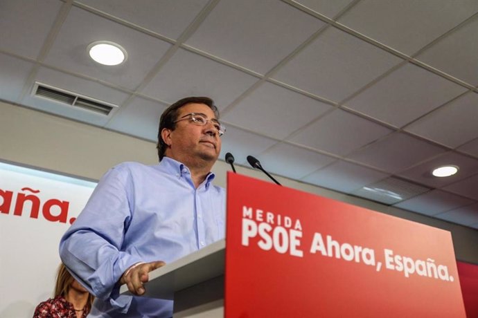 Vara en un acto público del PSOE en Mérida