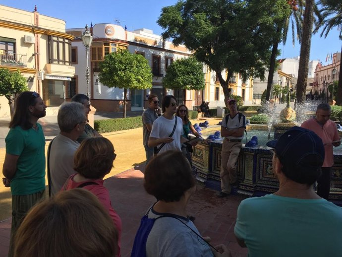 Un salto en el tiempo hasta el 1950 centra este sábado la primera jornada del programa 'Paseando por Alcalá'