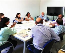 La directora general de Patrimonio Cultural del Gobierno de Canarias se reúne con el equipo de expertos que se encargarán de la investigación