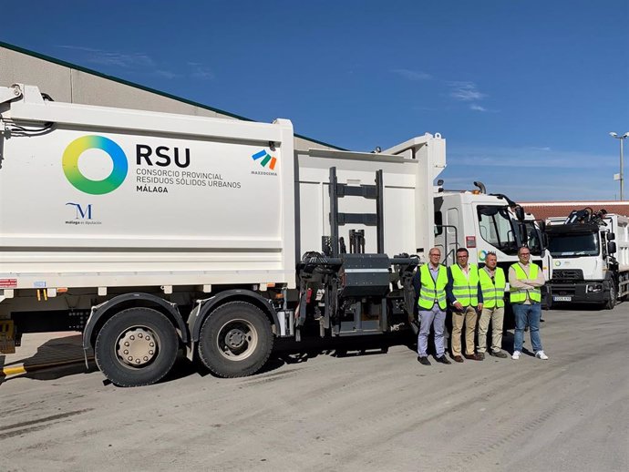 Camiones del Consorcio Provincial de Residuos Sólidos Urbanos comprados por la Diputación de Málaga