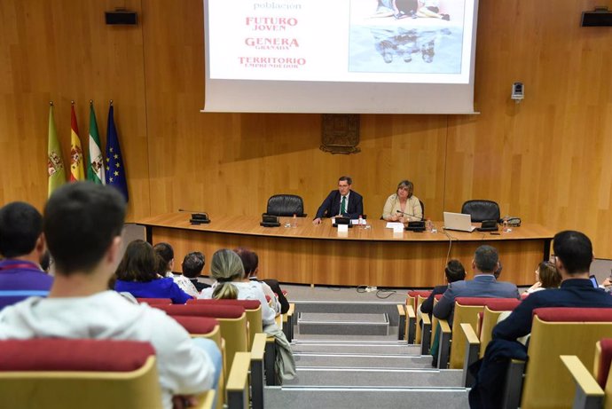 La Diputación presenta a los municipios medidas contra la despoblación
