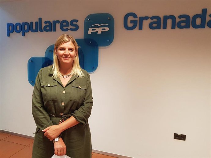 La portavoz adjunta del grupo del PP en Diputación de Granada, Inmaculada Hernández