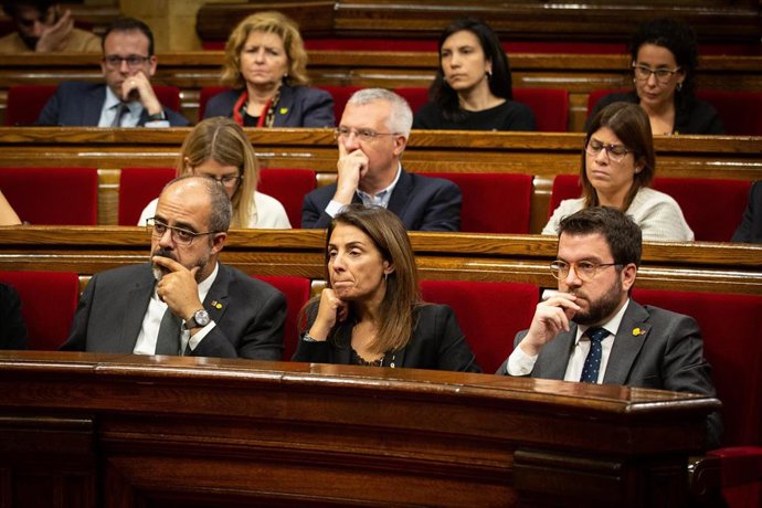 Pere Aragons y Meritxell Budó transmiten su malestar al presidente Quim Torra