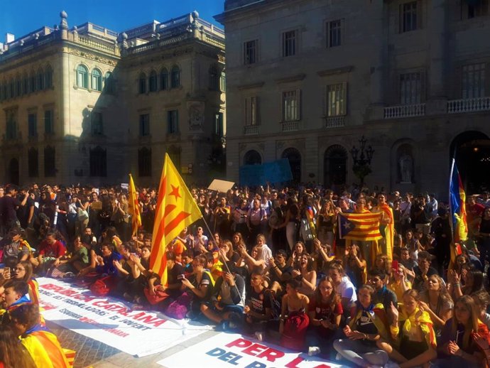 La Gurdia Urbana xifra en 25.000 els assistents a la manifestació estudiantil