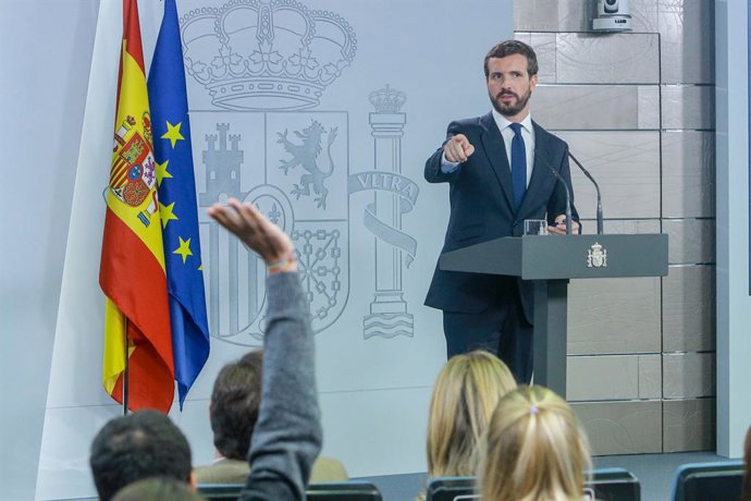 El president del PP, Pablo Casado en roda de premsa a La Moncloa després de la seva reunió amb el president del Govern central, Pedro Sánchez, per analitzar la situació a Catalunya després de la sentncia del judici del procés, a Madrid (Espanya)