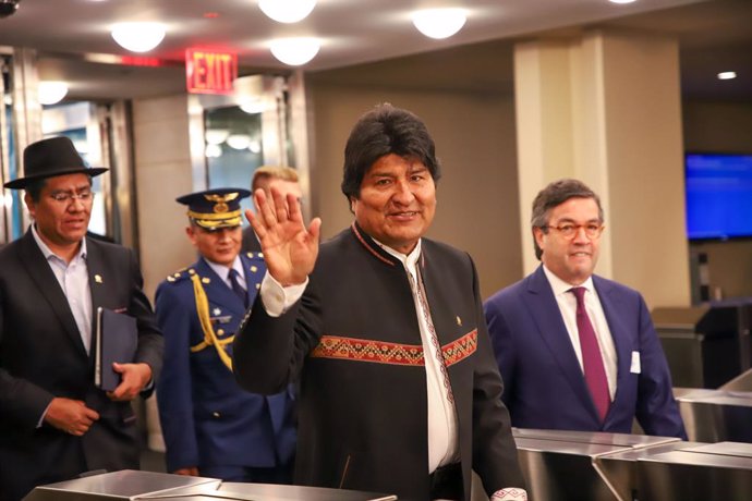 Bolivia.- Morales, a por su cuarta reelección en Bolivia con un resultado incier