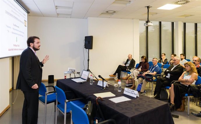 Mesa de debate 'La fibrilación auricular en Atención Primaria: ¿Algo nuevo?', organizada en el 41 Congreso de la Sociedad Española de Médicos de Atención Primaria (SEMERGEN)