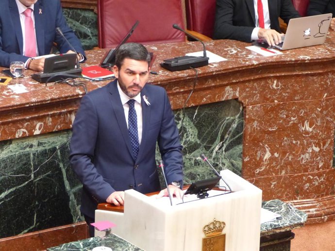 Luengo alude a informes que revelan que muerte de peces en el Mar Menor fue por 