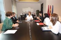 El Gobierno foral propondrá a las madres la deducción en vez de la exención para devolver el IRPF con "progresividad"