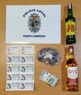 Botellas, dinero y lotería robada en un bar de Puerto Lumbreras