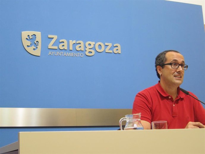 Alberto Cubero, concejal de ZeC en el Ayuntamiento de Zaragoza