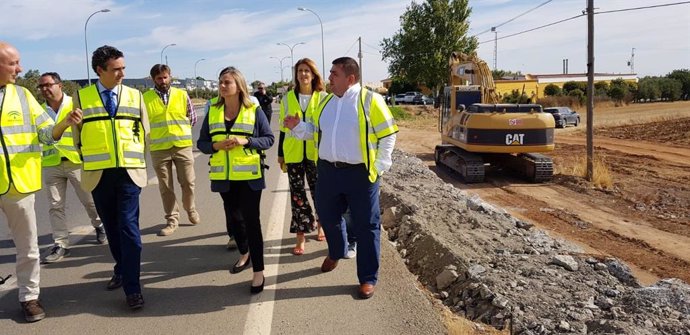 La consejera de Fomento, Marifrán Carazo, realiza una visita a las carreteras que la Junta está reparando tras el temporal de 2018
