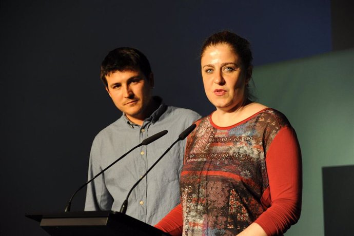 Imagen de la concejala de Más Madrid, Esther Gómez Morante y el cportavoz de la formación en la Asamblea. Pablo Gómez Perpiny.   