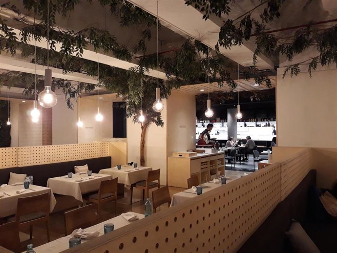 El nuevo interior del restaurante Habitual, del chef Ricard Camarena