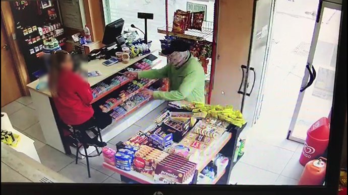 Imagen del robo en una gasolinera de Estepa