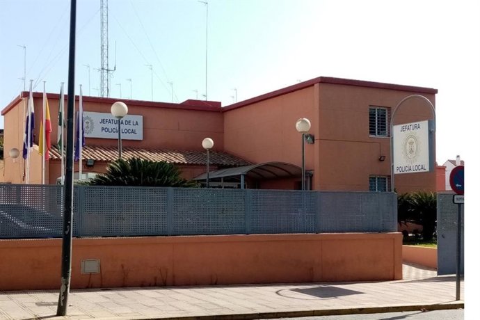 Fachada de la Jefatura de Policía Local de Alcalá de Guadaíra