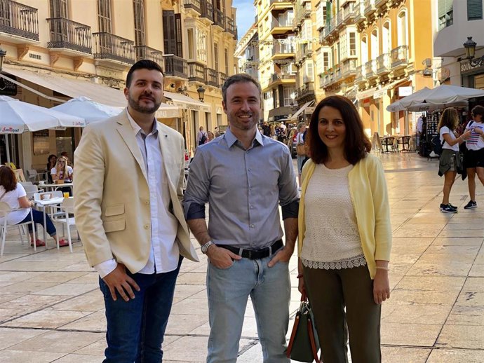 El número uno de Ciudadanos al Congreso por Málaga, Guillermo Díaz, ofrece una rueda de prensa sobre las propuestas del partido en materia de conciliación y familias.