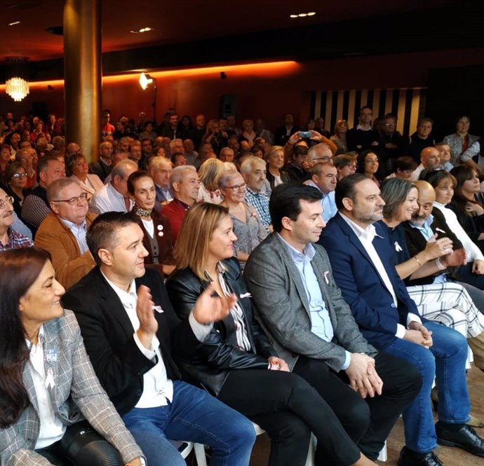 EL ministro de Fomento, José Luís Ábalos, en Lugo