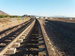 Estado actual de las vías de la línea ferroviaria Lorca-Águilas