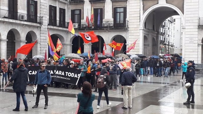 Manifestación contra el fascismo y el racismo en Santander