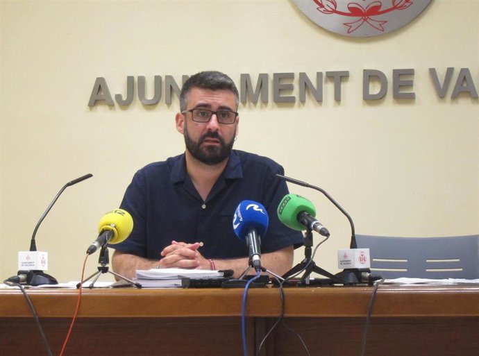 El concejal de Cultura Festiva, Pere Fuset, en la rueda de prensa 