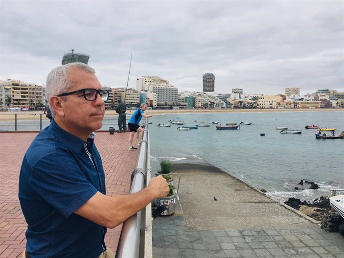 El divulgador antiahogamientos canario, Sebastián Quintana, autor de la campaña audiovisual de prevención 'Canarias,1.500 km de costa'