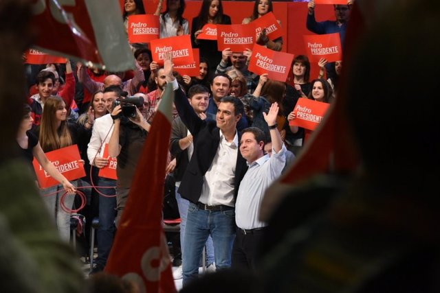 Pedro Sánchez, lider del PSOE y Emilio García Page, presidente de Castilla la Mancha