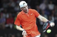 Shapovalov estrena su palmarés en Estocolmo