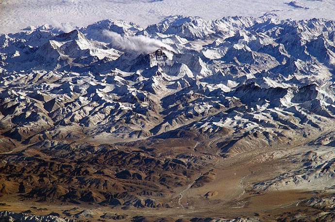 Nepal.- Muere un montañero español que descendía del Chukyima Go, en el Himalaya