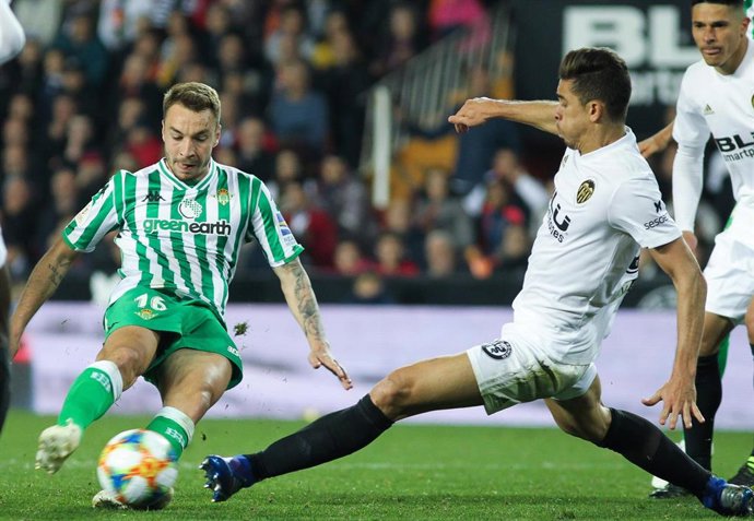 Loren y Paulista del Betis y el Valencia