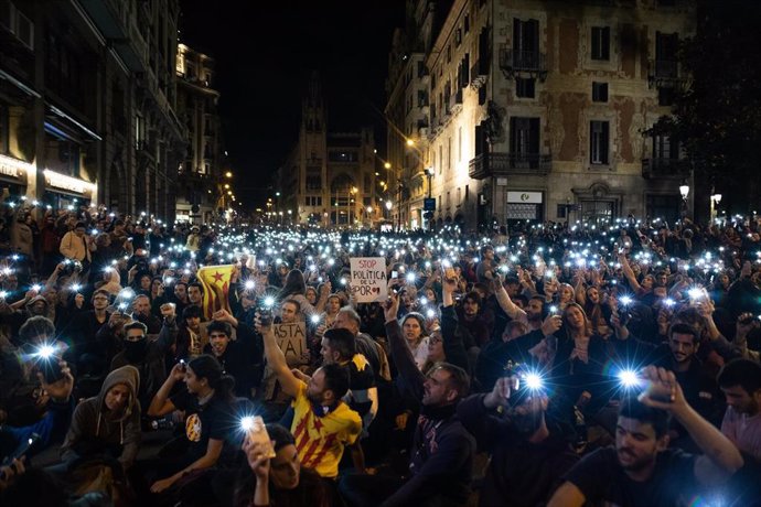 Seis detenidos en Cataluña durante las protestas en la jornada del domingo