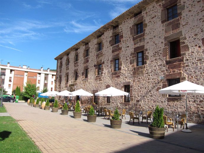 Ezcaray, albergue y terraza