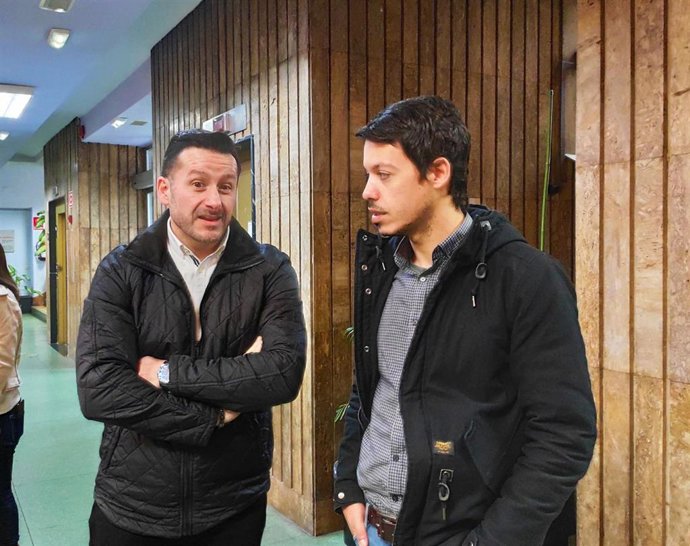 El Secretario General de UGT,  Javier Fernández Lanero, y el candidato de Más Asturies, Segundo González.