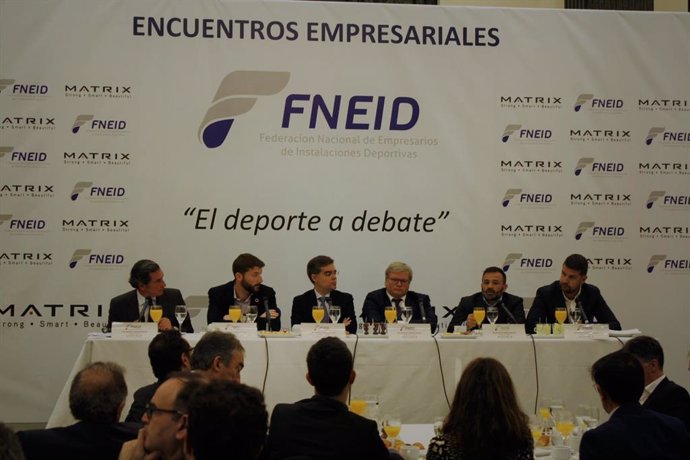 Encuentro de FNEID con los partidos políticos