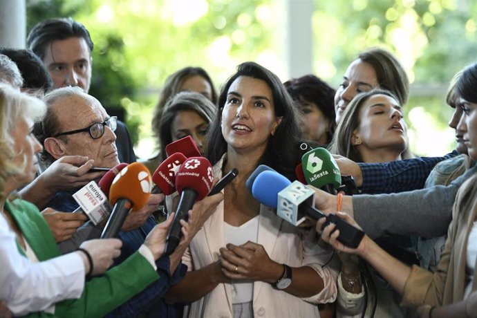 La portavoz de Vox en la Asamblea de Madrid, Rocío Monasterio, atiende a los medios de comunicación, en Madrid (España), a 25 de septiembre de 2019.