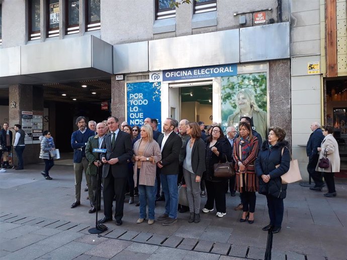 Alfonso Alonso en el acto de inauguración de la oficina de Voto por Correo en Vitoria,