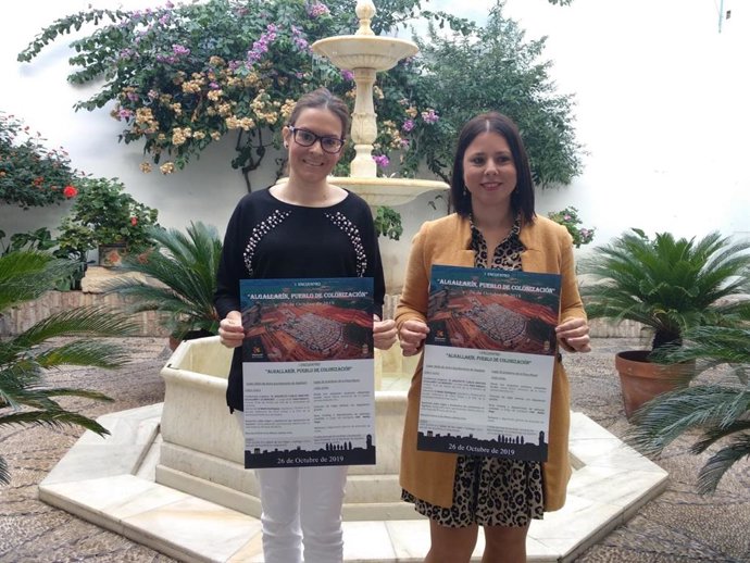 Silas (izda.) y Jiménez presentan el Encuentro 'Algallarín, pueblo de colonización'