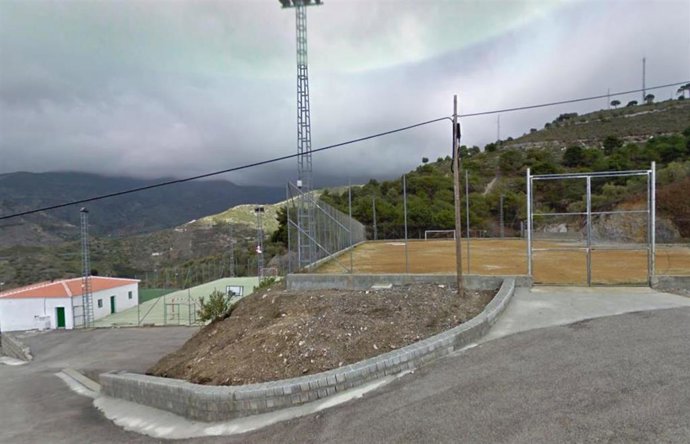 Canillas de Albaida, parcela donde se construirá un aparcamiento para caravanas