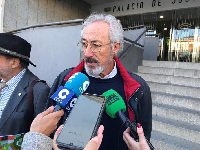 Aurelio González, de Mesa de la Ría.