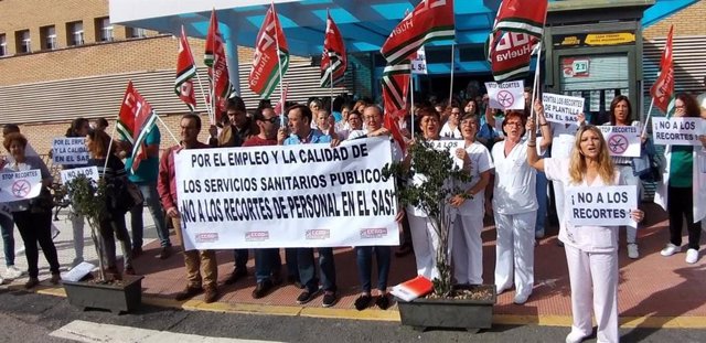 Protestas en el Hospital de Riotinto el pasado 17 de octubre
