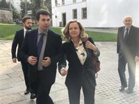 Calviño confía en que "en breve" se elimine la "incertidumbre" del Brexit para retomar el dinamismo de crecimiento