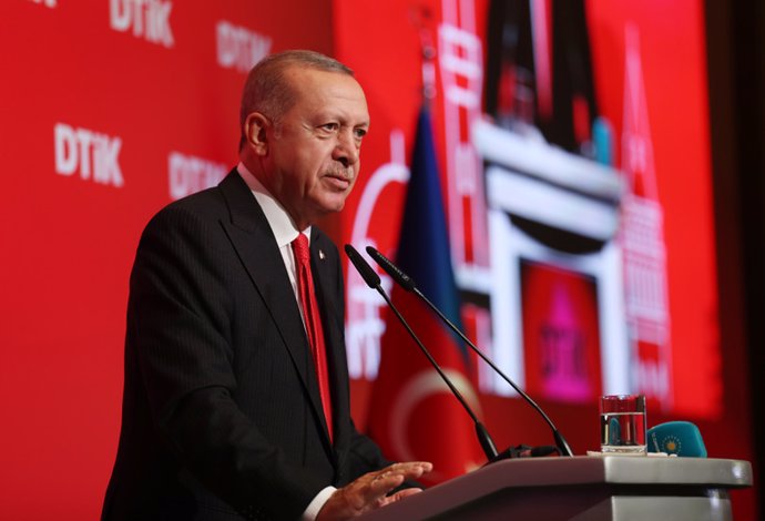 Siria.- Erdogan avisa a las FDS de que reanudará con más determinación la ofensi