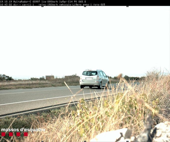 Vehículo Circulando A 192 Kilómetros Por Hora