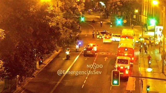 Lugar del accidente de un policía local en Sevilla